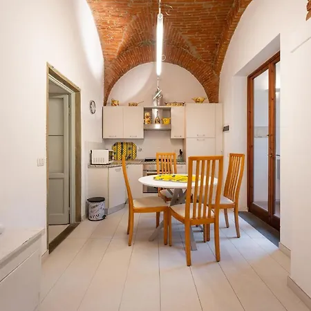 San Zanobi 33 * Firenze